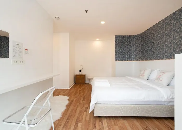 Apartment Elegant King Br Bathtub, Bts Bkk Btb8 Bangkok